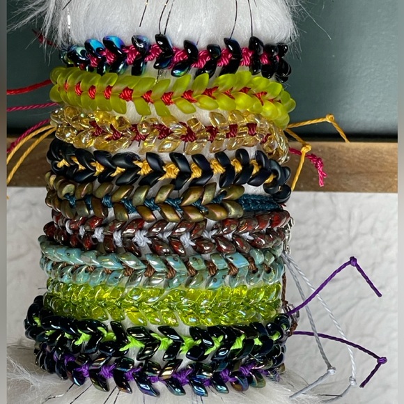 Miyuki Magatama Macrame Bracelets •You Choose - Picture 4 of 6